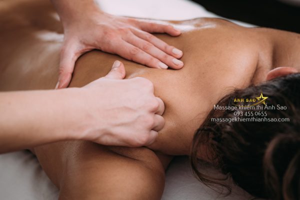 massage giảm căng thẳng