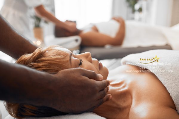 Massage giảm triệu chứng bệnh